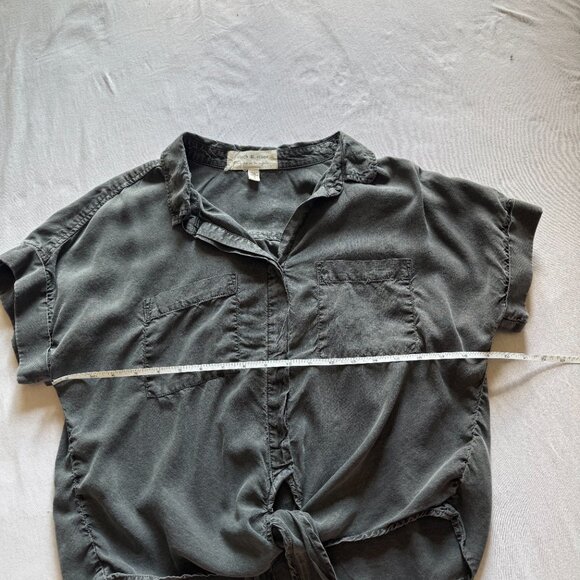 Cloth & Stone Dark Grey Collared Tie Womens Top Medium - Picture 2 of 5